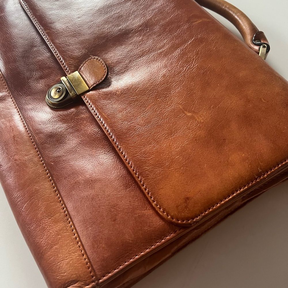 Avenues America Leather Briefcase - Vintage Professional Bag